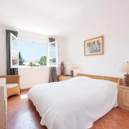 Floralie, En Centre-ville Apartamento